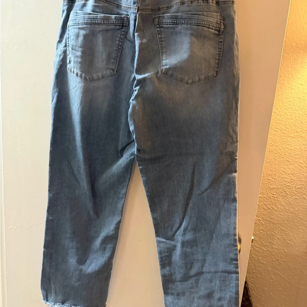 Democracy Light Blue Boyfriend Jeans - Picture 3 of 4